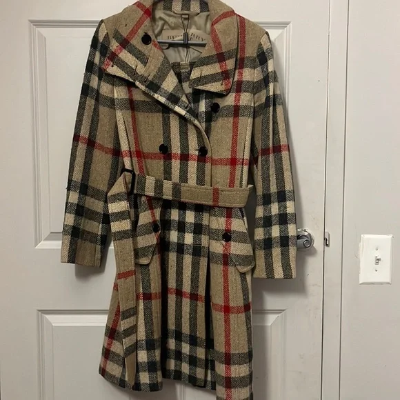 Vintage Burberry Quilt - Picture 3 of 3